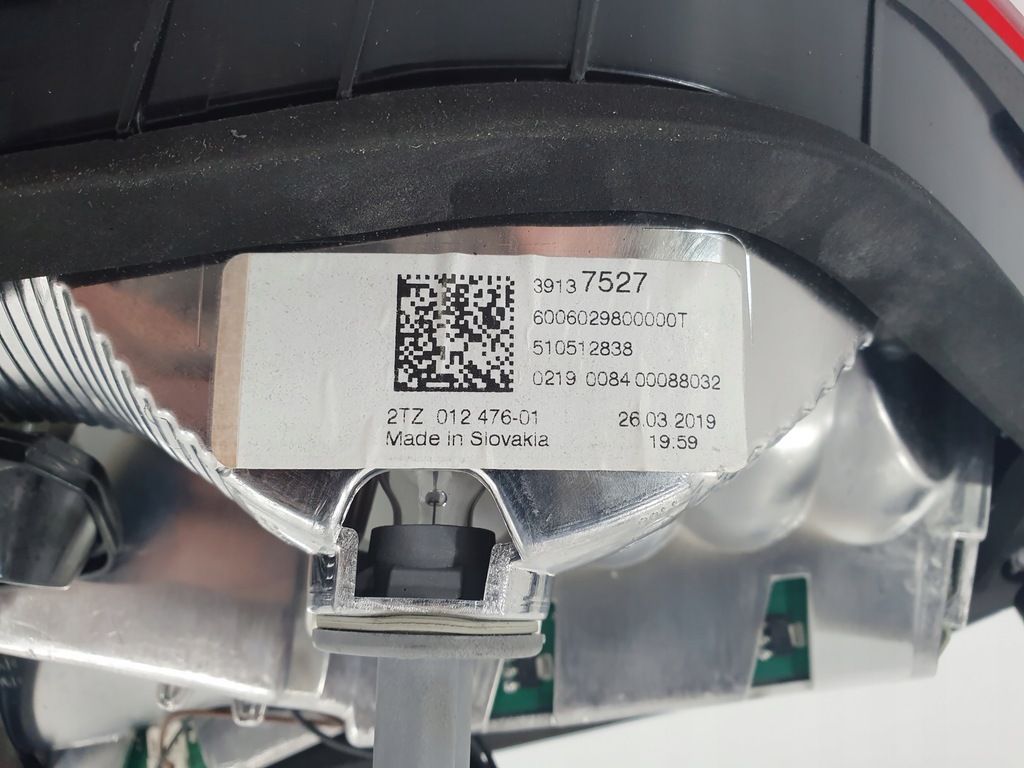 фото №10, Opel crossland x 17- лампа левая левый задняя led