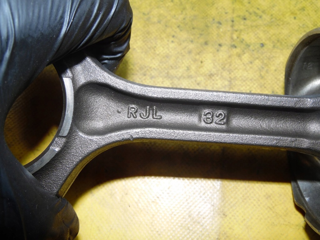 фото №8, Поршень поршні шатун шату́н honda cr-v 2.2 d rjl-32