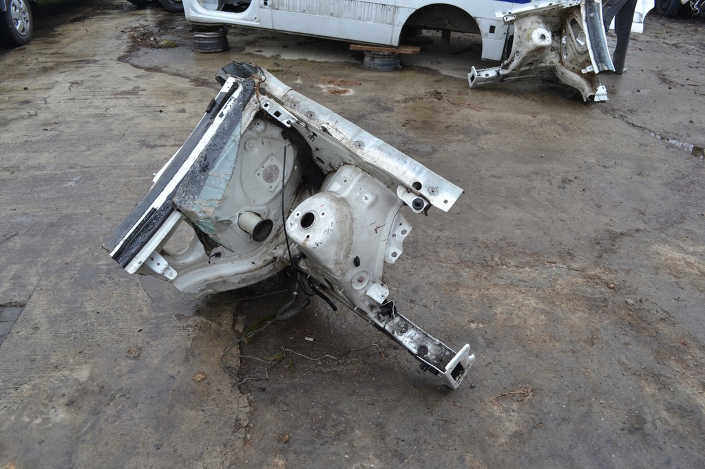 фото №1, Mercedes ml w164 четверть перед левая правая