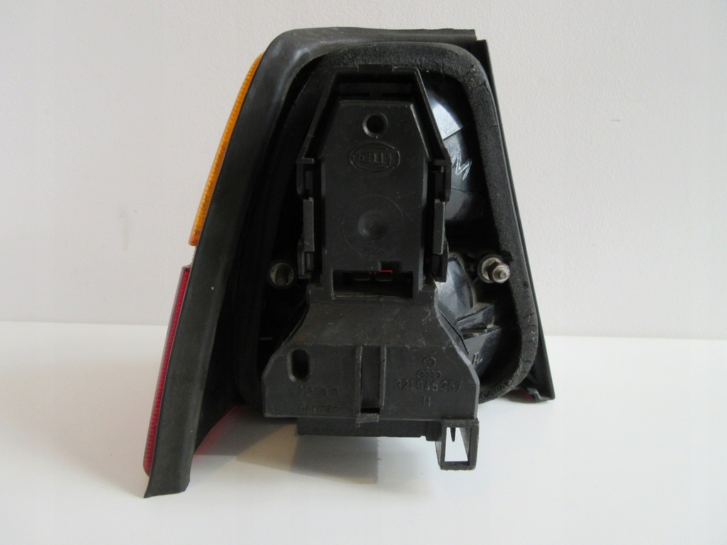 фото №7, Лампа задняя правая wkł. vw passat b2 htb 321945112t