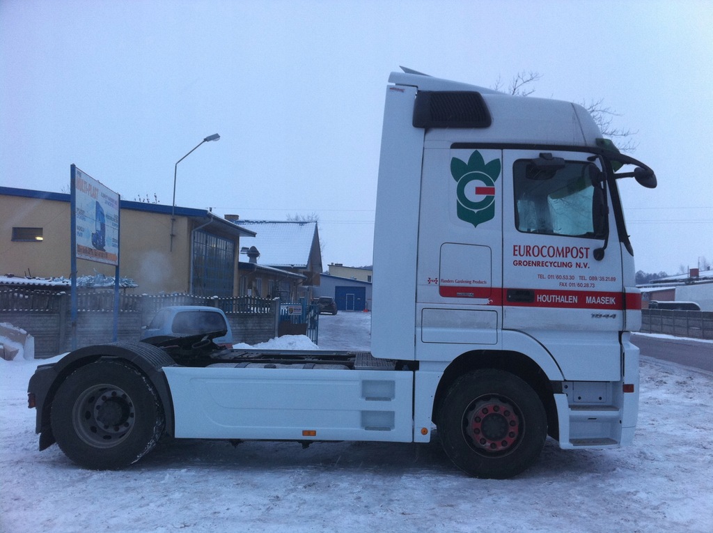 фото №6, Mercedes actros mp3 надстройка międzyosiowe спойлеры спойлеры ветровики защита
