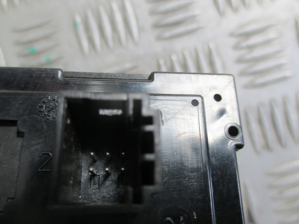 фото №8, Моторчик скло правий перед peugeot 307 01-07