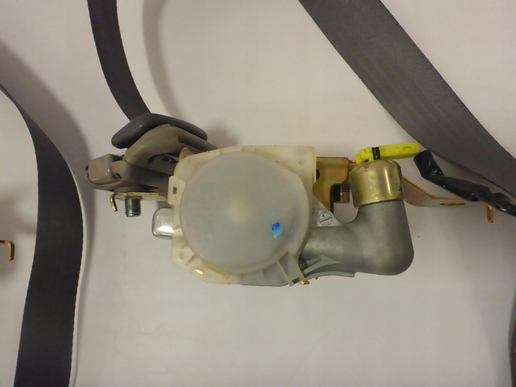 фото №2, Pas безпеки лівий правий перед cube z11 02-