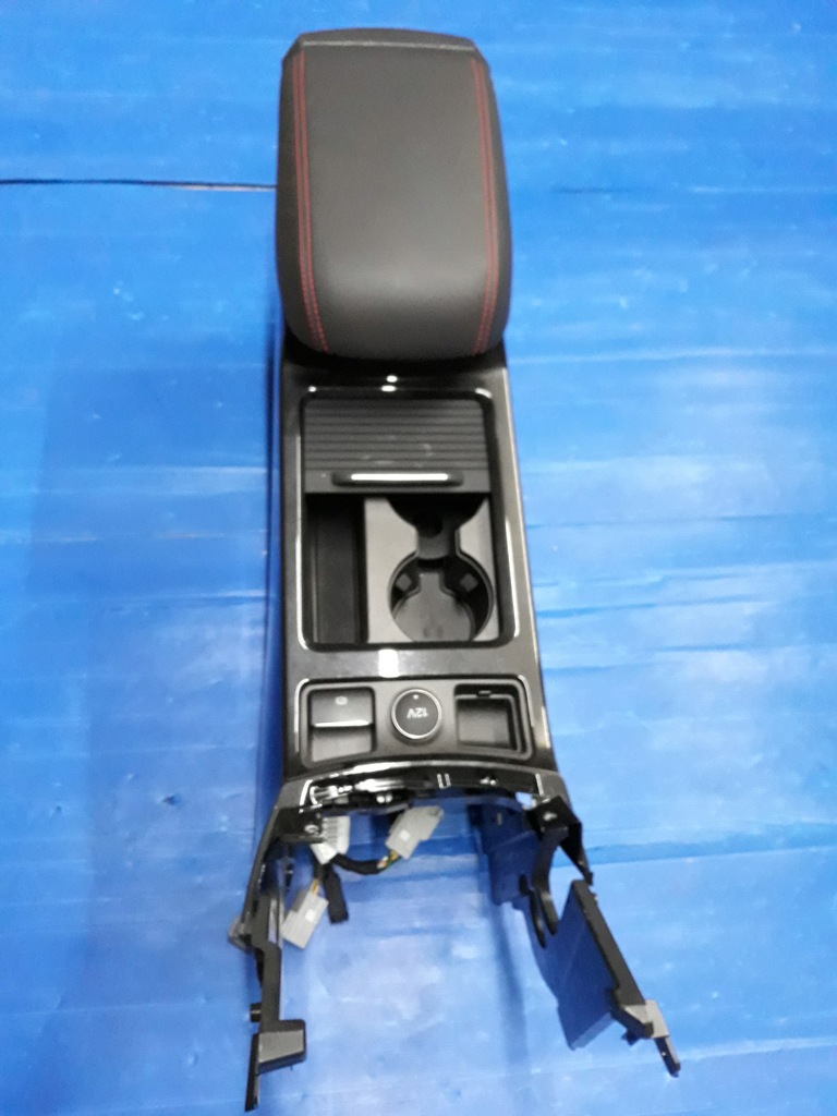 фото №6, Kuga mk2 подлокотник кожа st line !! 18r !