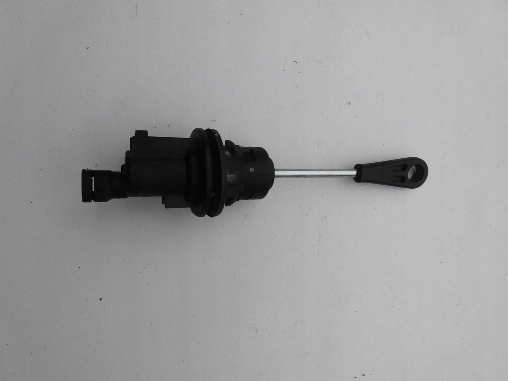 фото №2, Помпа зчеплення 8k1721401b audi a4 b8 a5 8t q5 r8