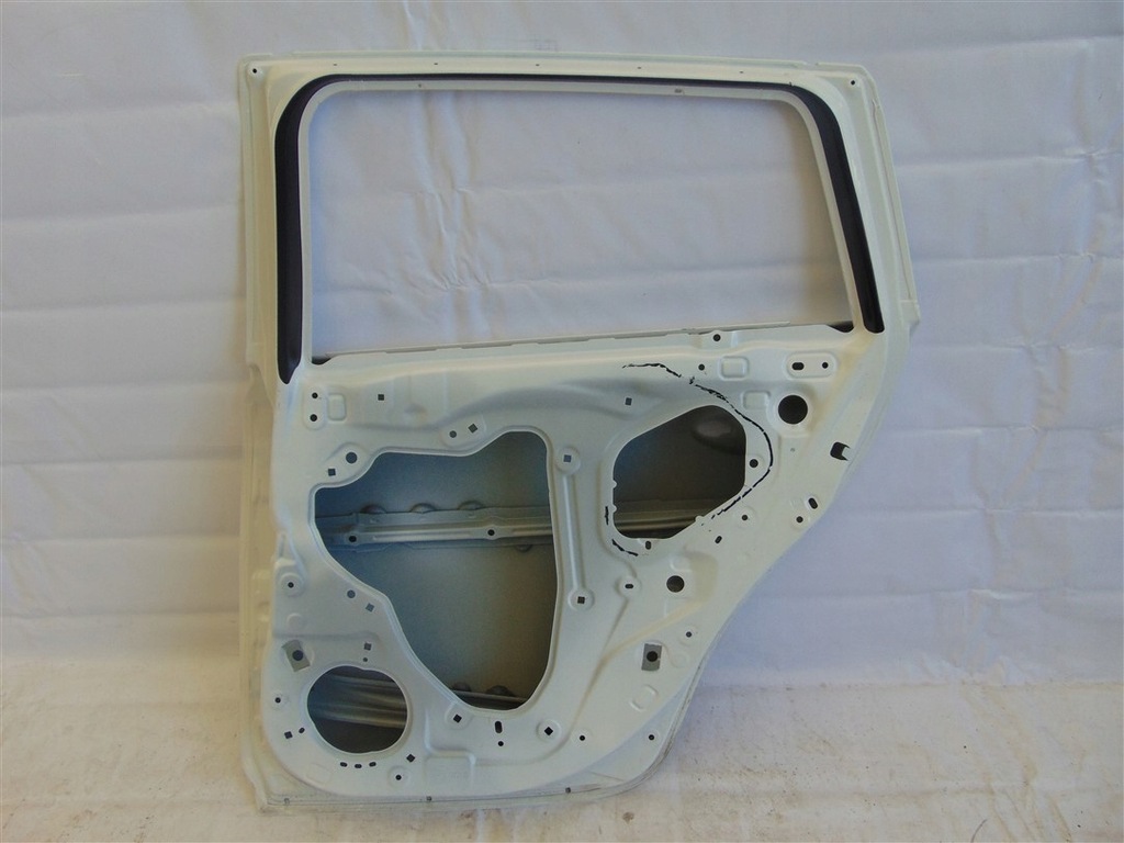 фото №9, Двері праве задня mazda 6 gj gh kombi ghp972010