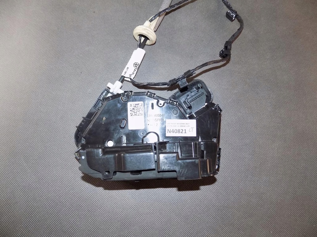 Купить Passat b8 жгут дверь левый задний  3g9971690