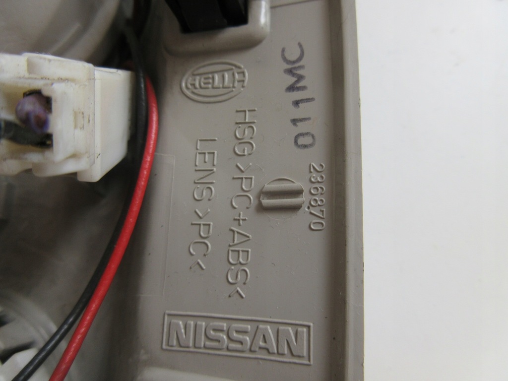 фото №6, Лампа салону стеля nissan primera p11 236870