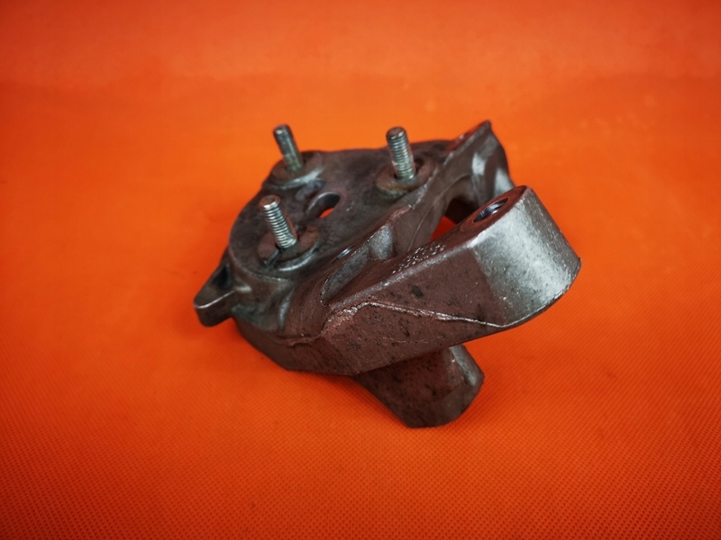 фото №5, Volvo v40 ii d3 кронштейн підпора двигуна 30778783