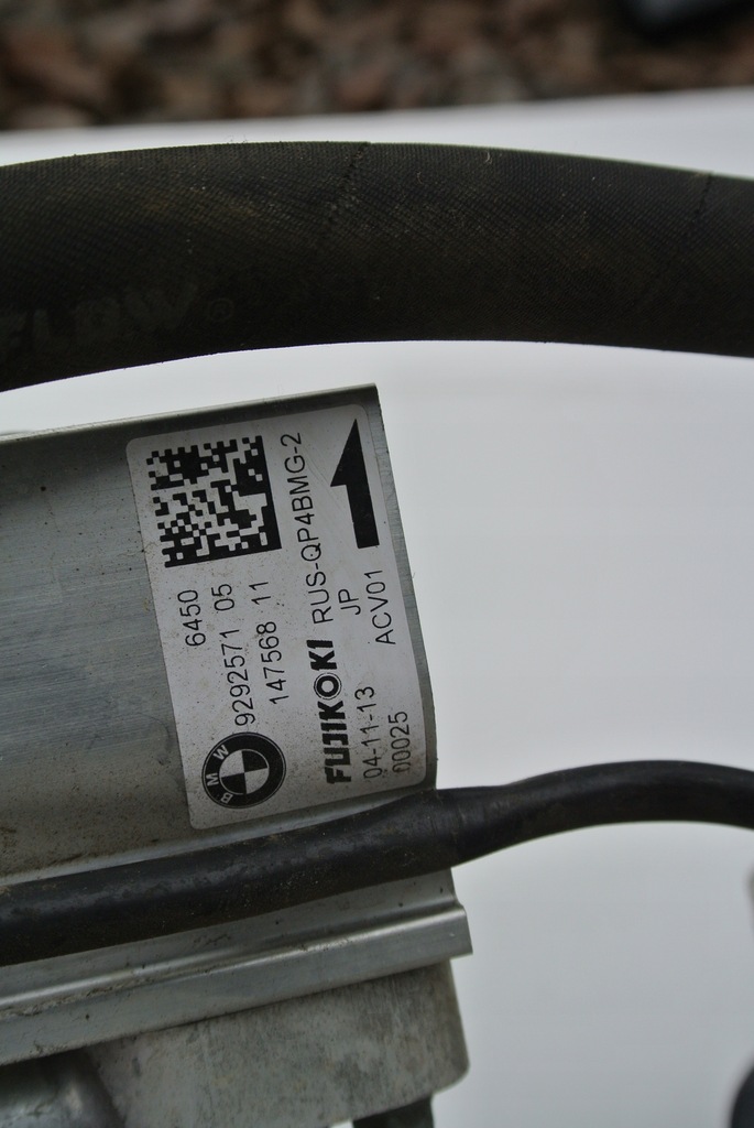 фото №4, Bmw i3 провода кондиционера клапаны