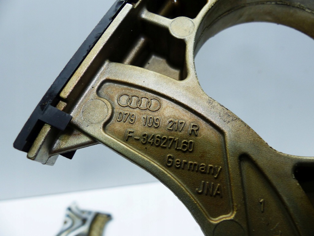 фото №14, Audi s8 s6 5.2 fsi v10 bxa грм натягувач напрямна