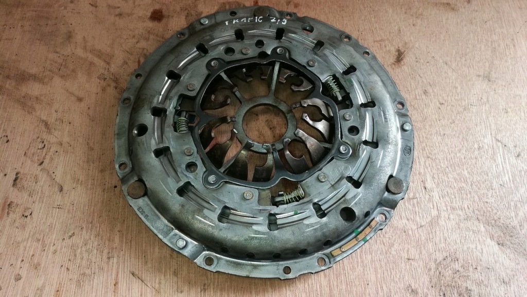 фото №1, Притиск зчеплення 228mm 2.5dci trafic vivaro маховик з двома масами