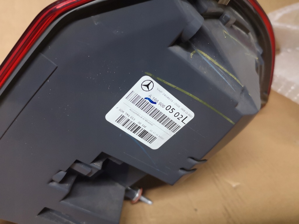 фото №4, Mercedes x166 gls лампа ліва задня задня usa