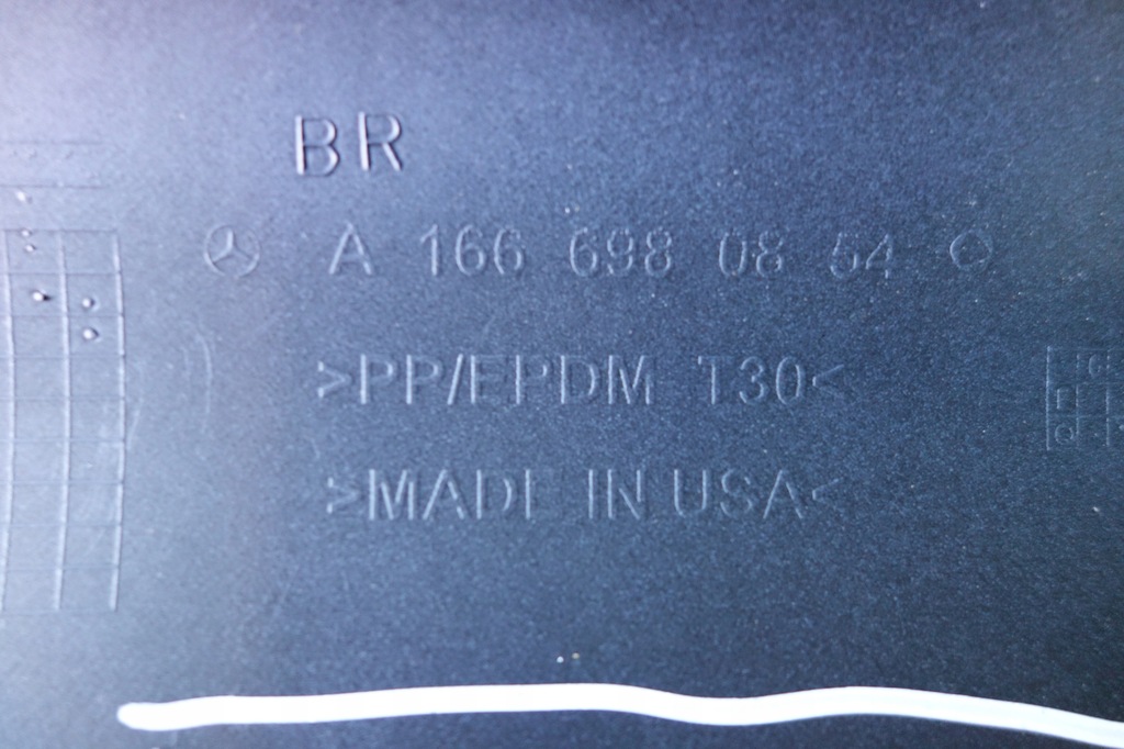 фото №5, Молдинг поріг права mercedes gle w166 amg