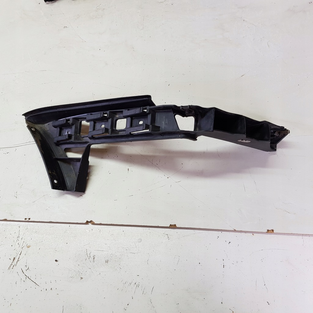 фото №1, Vw touran направляющая бампера левый задняя