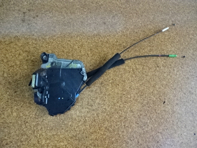 фото №1, Land cruiser 120 04r замок перед правый