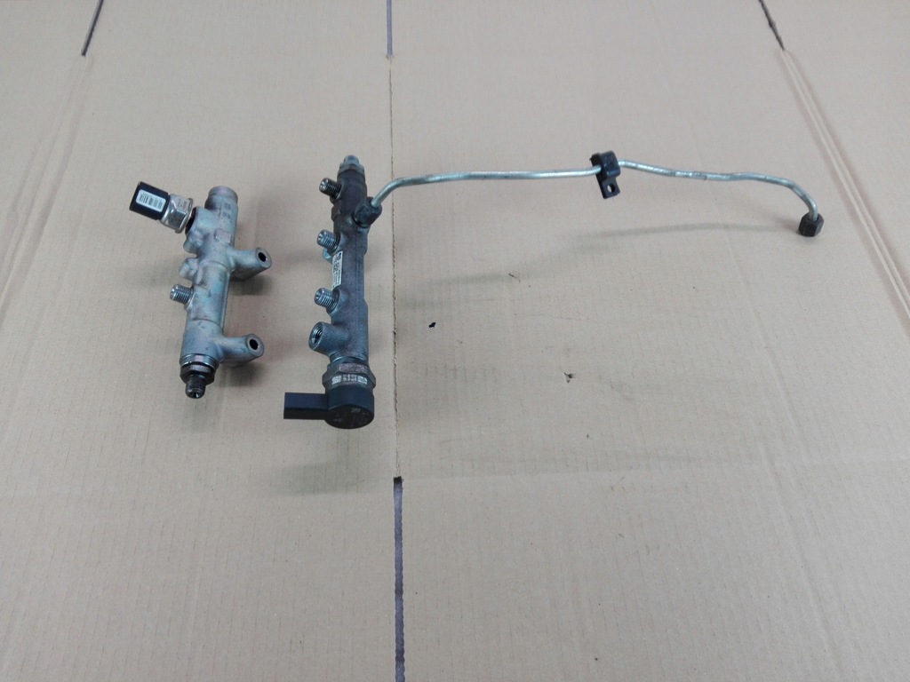 фото №1, Audi a6 c7 молдинг впрыскная топливная 3.0