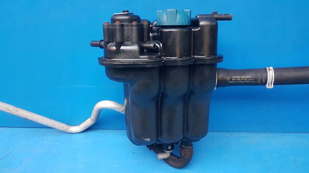 фото №15, Porsche оригинальный номер 98710604702 расширительный