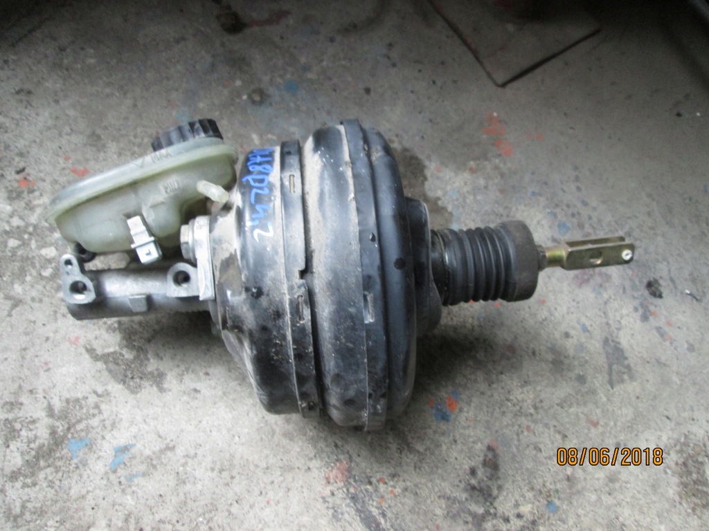 фото №1, Audi a8 d2 3.7 насос гальмівна серво