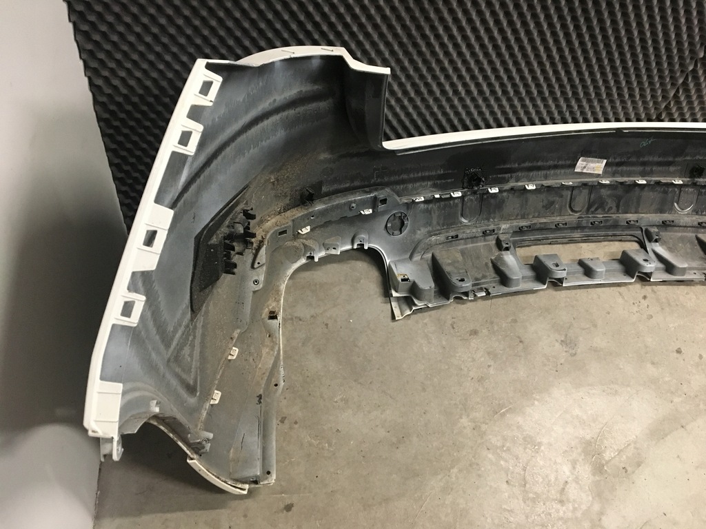 фото №5, Maserati levante бампер задній білий