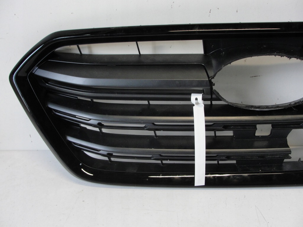 фото №5, Молдинг решётка радиатора правая subaru legancy outback