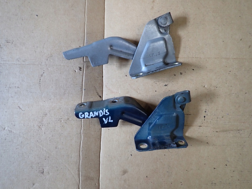 фото №3, Mitsubishi grandis петля капот лівий