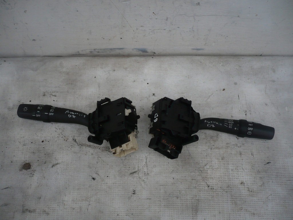 фото №1, Переключатель света дворник avensis t27 iii