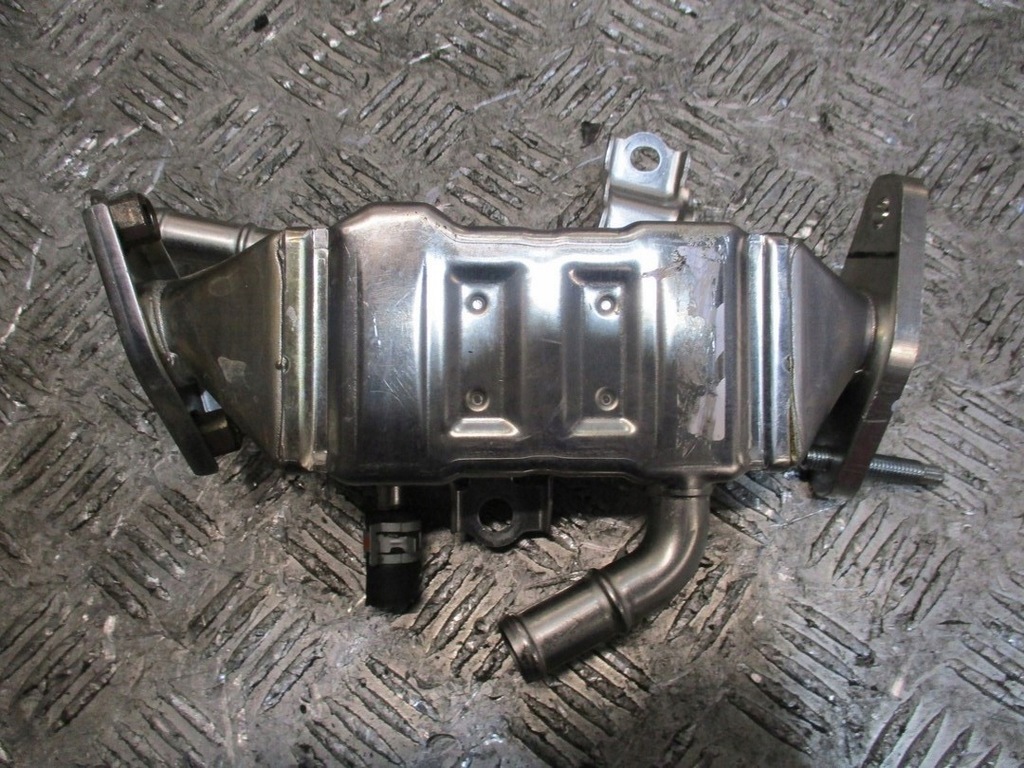 фото №1, Радиатор выхлопных газов toyota chr 1,8hybrid