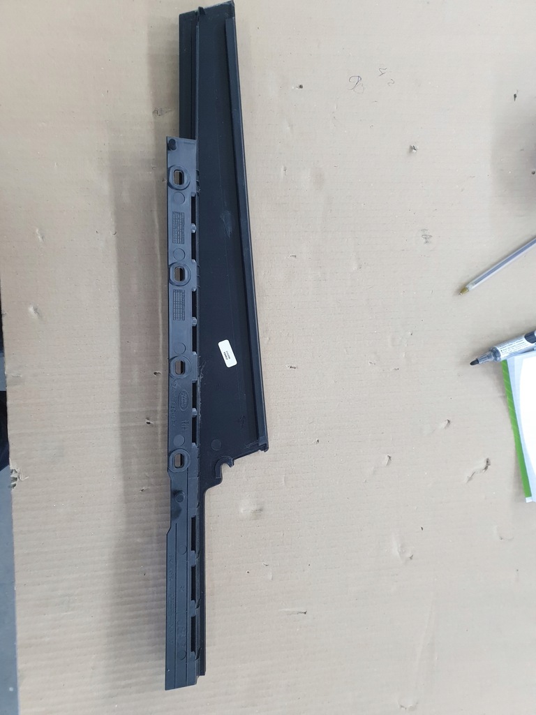 фото №3, Защита правая стойка дверь velar j8a2-20554 a