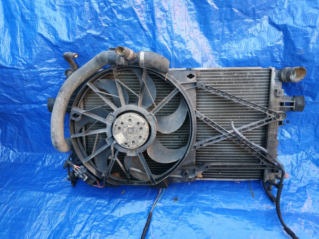 Радіатор води з вентилятор opel astra 3 h 1.4 Доставка
