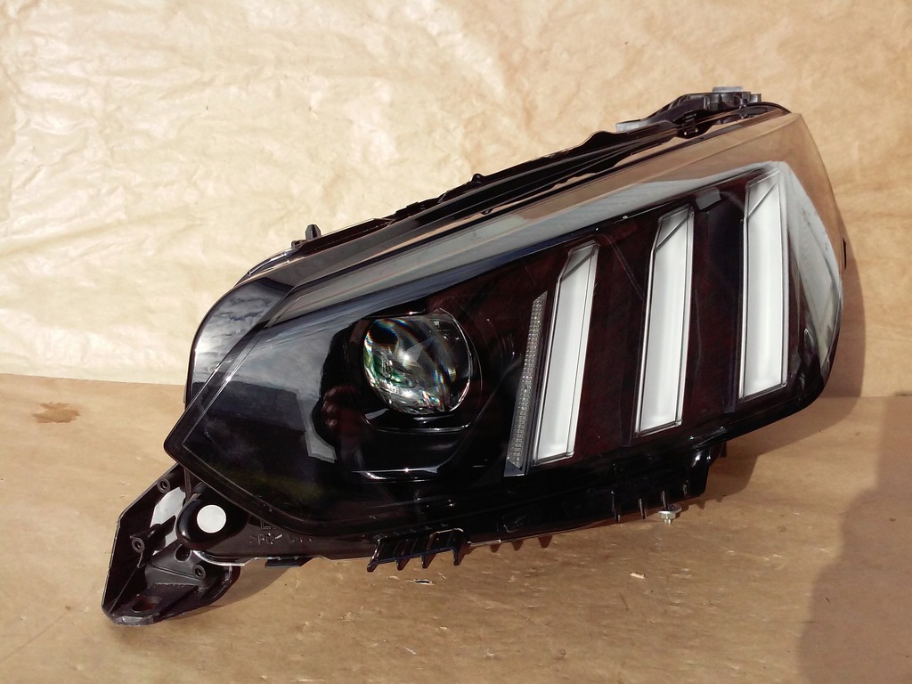 фото №1, Peugeot 208 ii full led технологія комплектна лампа