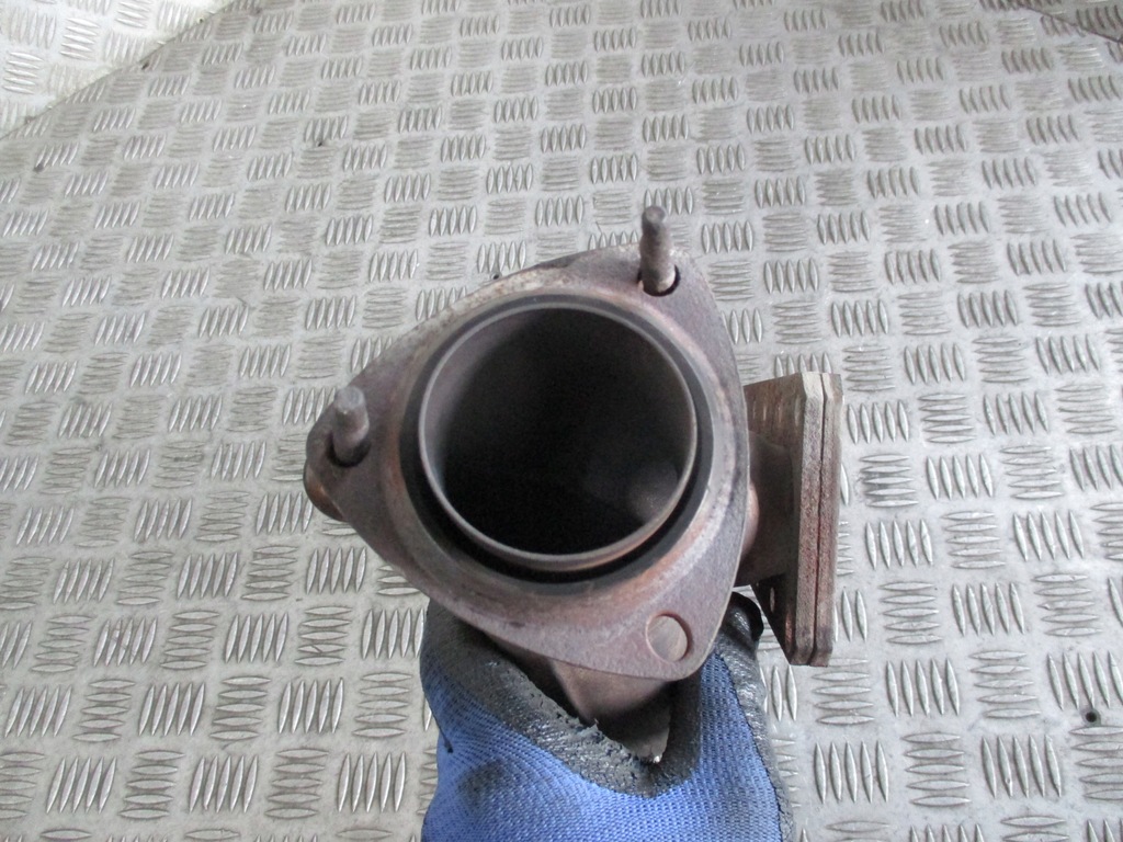 фото №6, Коллектор выпускной правый audi a8 d2 4.2 автоматическая коробка передач