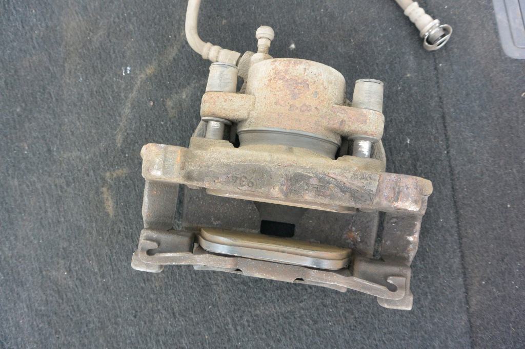 фото №5, Супорт гальмівний лівий перед volvo v60 lift