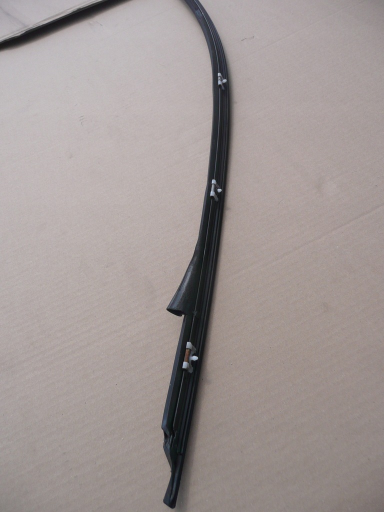 фото №9, Bmw 1 e81 молдинг дахова ліва декоративна 7164951