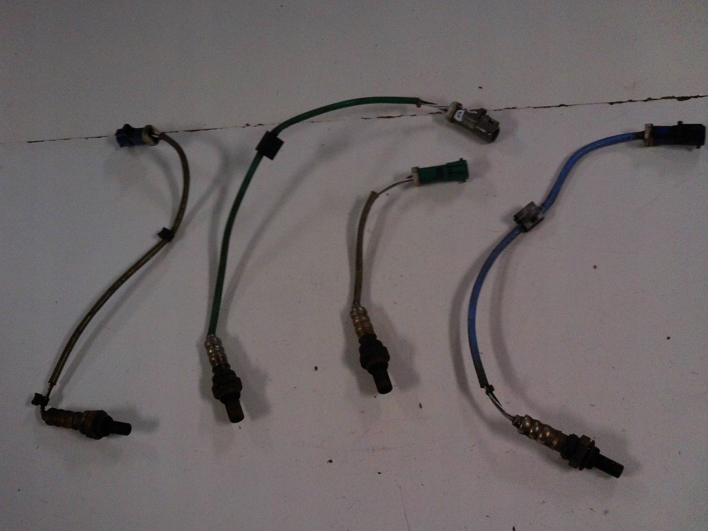 фото №1, Ford maverick ii 3.0 v6 датчик лямбда-зонд yl84-9g444-aa