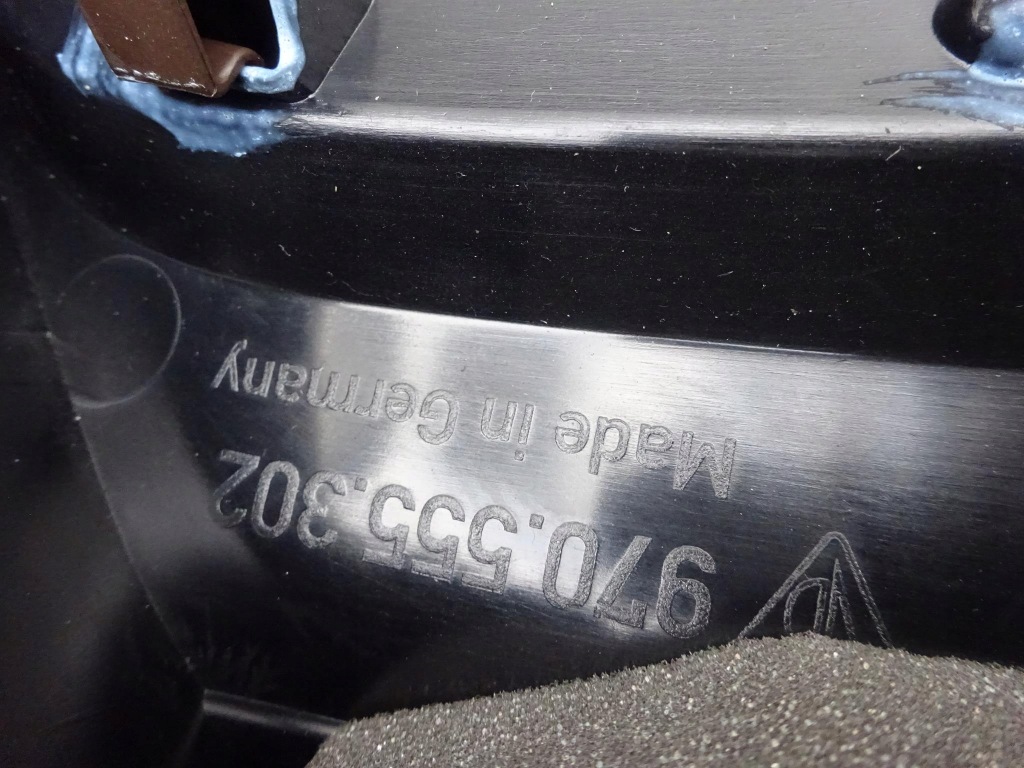 фото №13, Porsche panamera 970 обивка дверь правая карбон