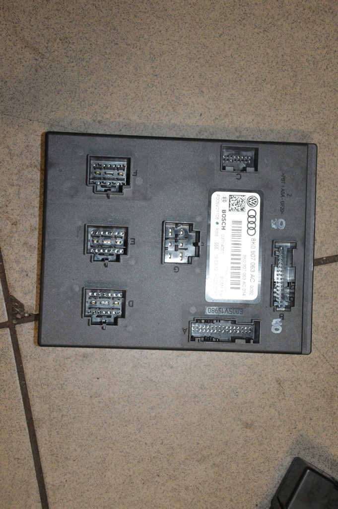 фото №1, Audi a4 b8 fl модуль комфорта 8k0907063ac