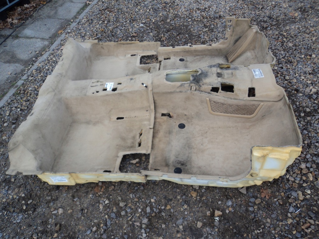 фото №1, Bmw e60 e61 коврик обивка europa beż бежевая