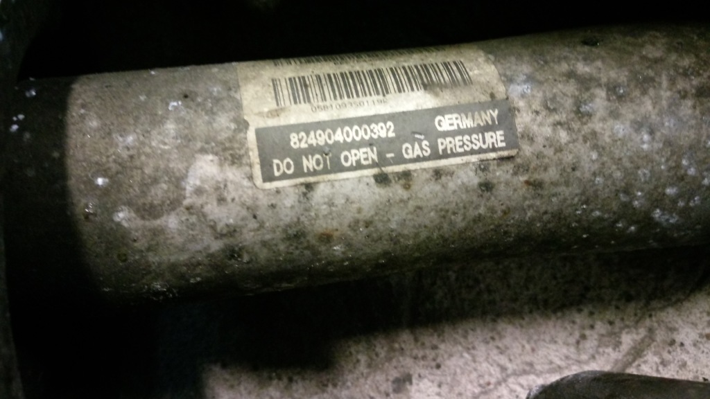 фото №5, Bmw 5 e60 2.5 i корпус фільтра оливи