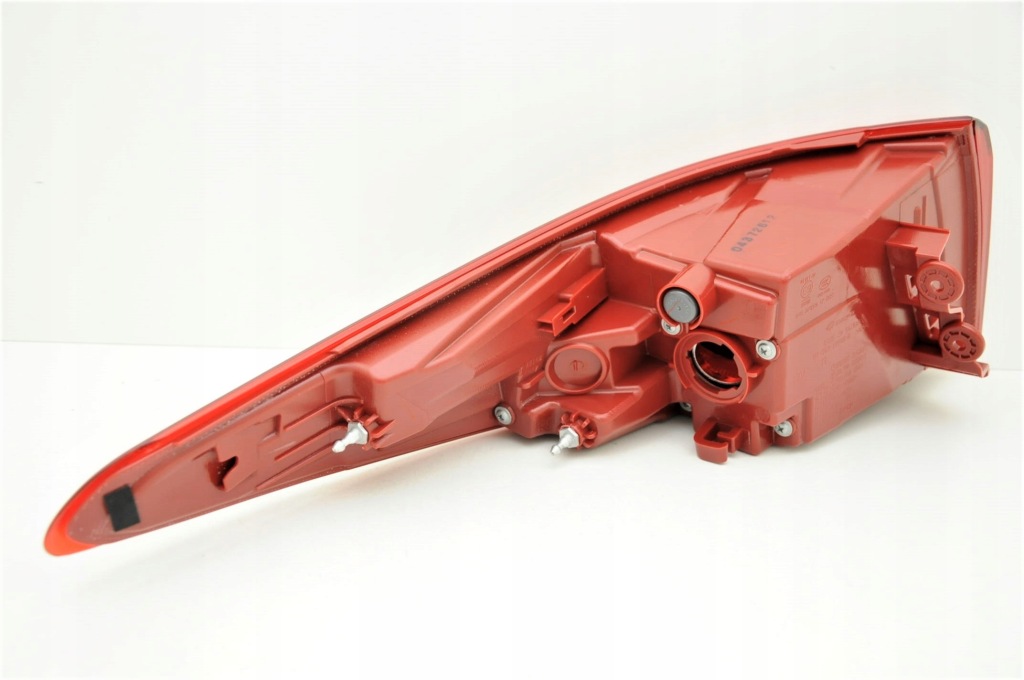 фото №3, Seat leon 2009-13 лампа задняя led правая nowa depo^