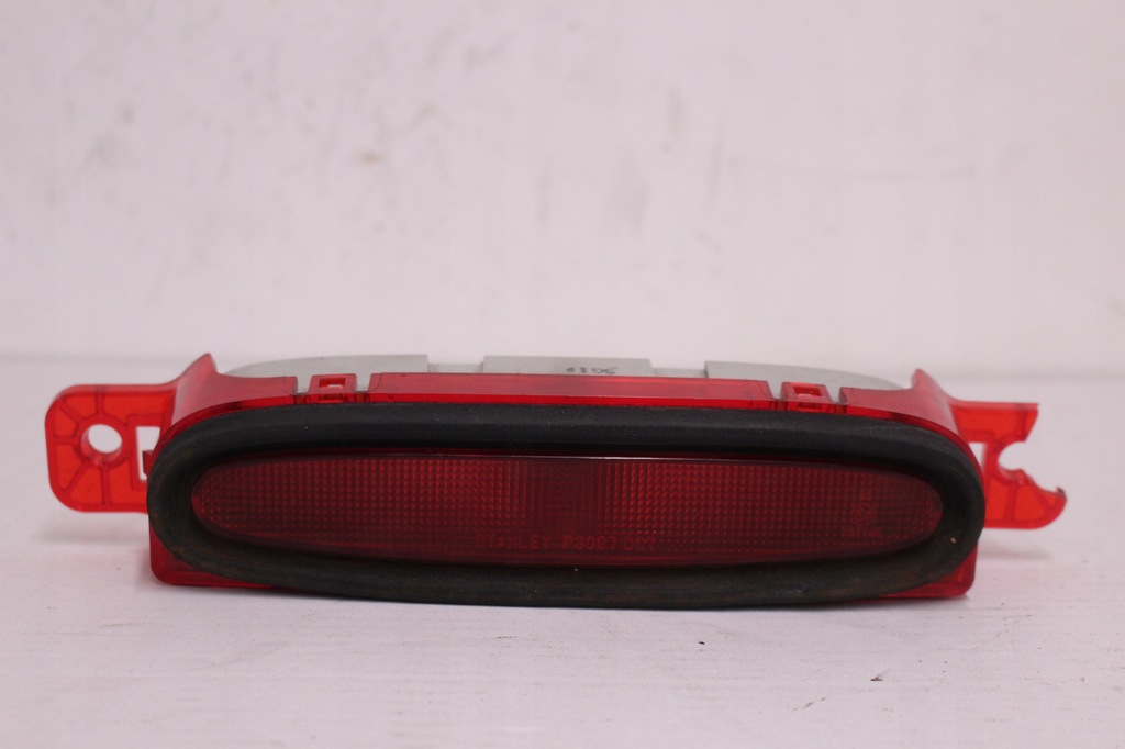 фото №1, Mazda 3 bk sedan третий свет стоп стоп-сигнал