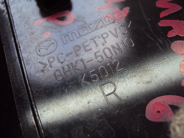 фото №5, Трикутник молдинг na крила правий задня mazda 6 gj 13-