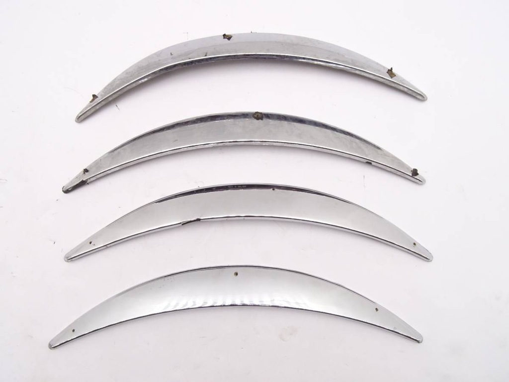 фото №1, Mazda tribute 00-07 накладки крила хром