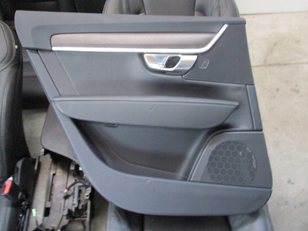 фото №6, Оббивка сидіння шкіра volvo v90