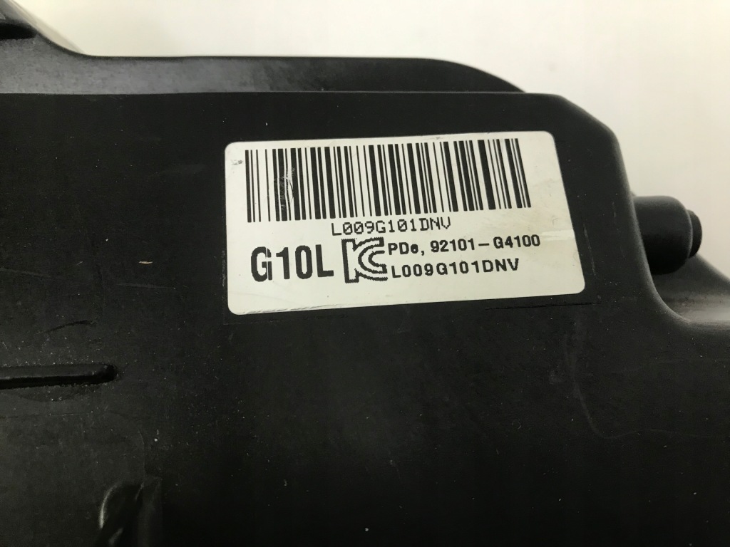 Hyundai i30 фара ліва full led 92101-g4100 в Україні