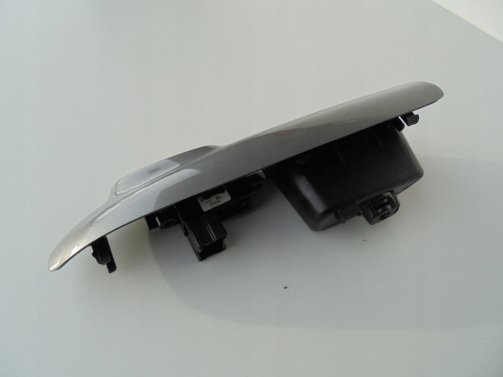 фото №8, Juke переключатель окон правый задняя 829601ka2a 2011-