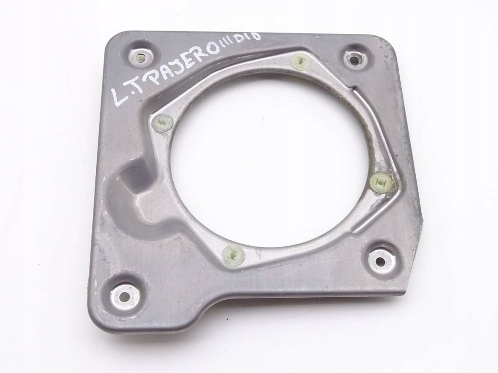 фото №1, Mitsubishi pajero iii 99-06 кронштейн динамика левый задняя