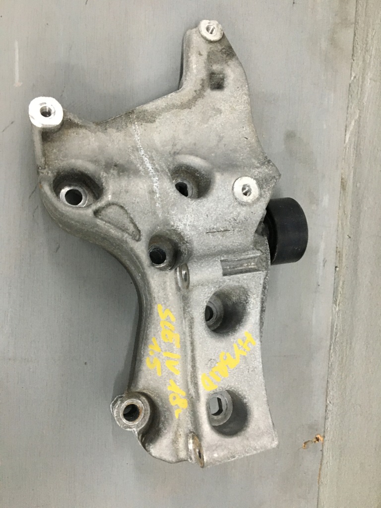 фото №1, Кронштейн кронштейн генератора scenic iv 117107100r