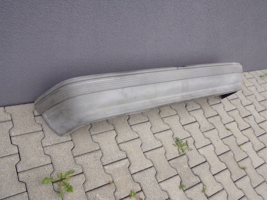 Opel kadett e бампер задний  задний в Украине