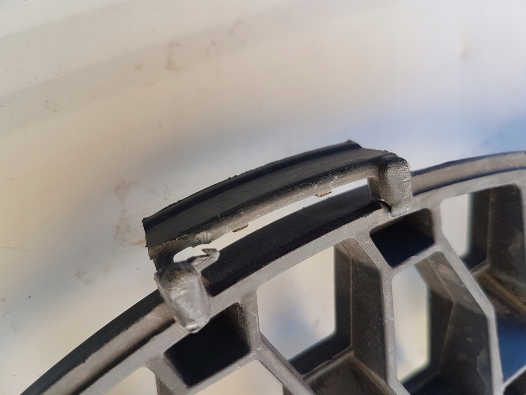 фото №6, Решётка радиатора решётка радиатора - toyota yaris ii